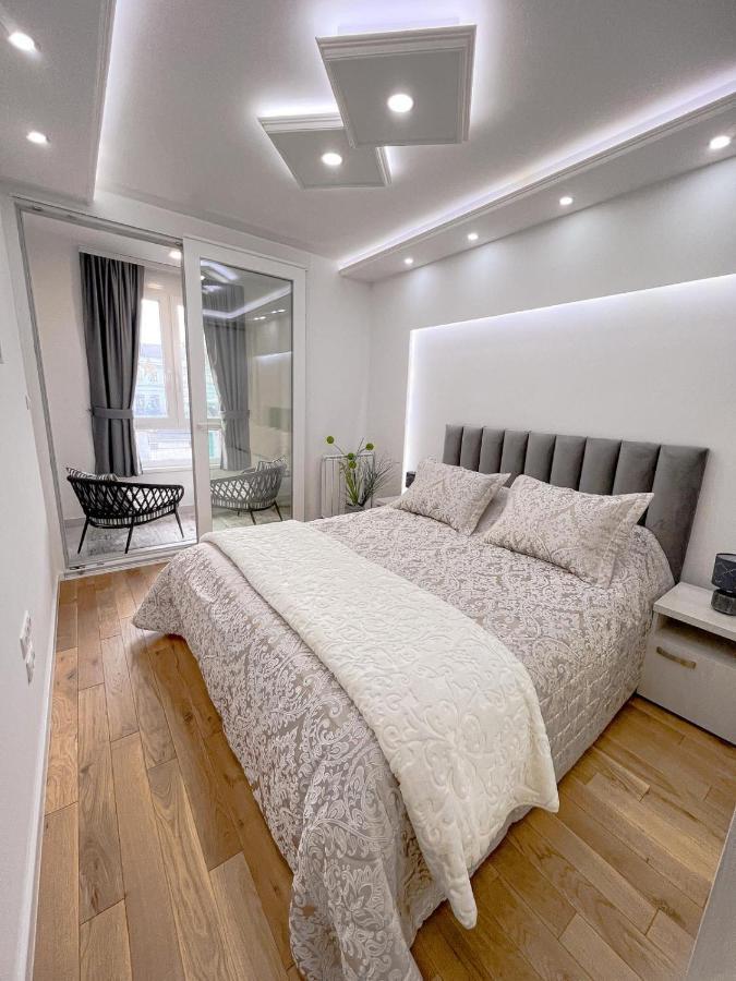 Fontana Apartmani Free Parking Tuzla Exteriér fotografie
