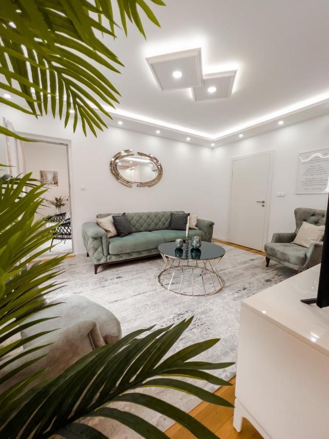 Fontana Apartmani Free Parking Tuzla Exteriér fotografie